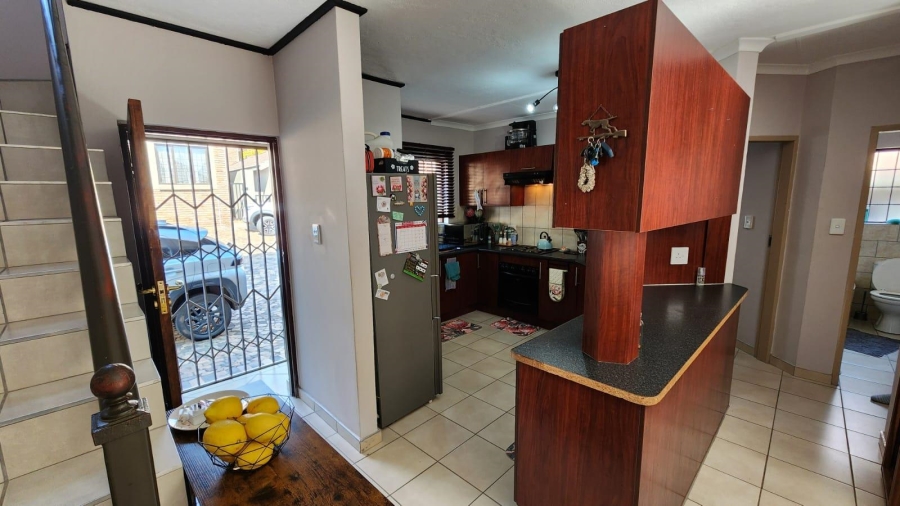 To Let 3 Bedroom Property for Rent in Cashan North West